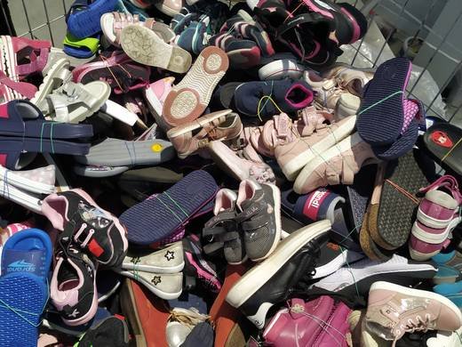 TFN Ventures Grade A used shoes and handbags warehouse photo 20