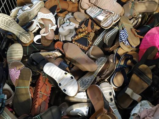 TFN Ventures Grade A used shoes and handbags warehouse photo 21